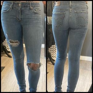 Levi 711 Skinny Jeans Light Distressing Medium Blue EUC